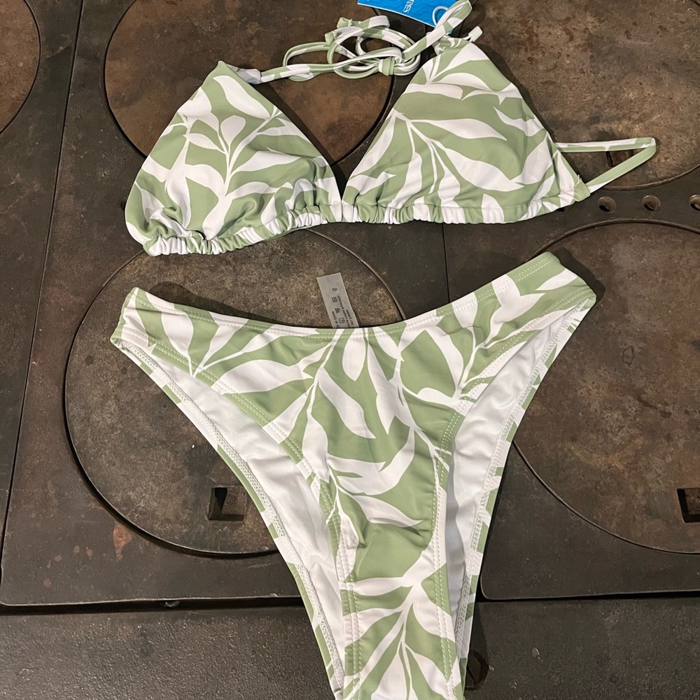 Has Times Swim Wear- New- Multiple Sizes